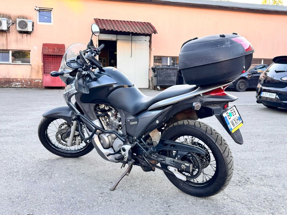 Honda Transalp 700