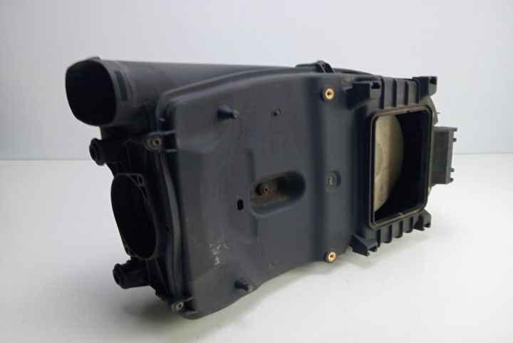 Carcasa filtru aer   A6510901101 Mercedes-Benz GLK-Class X204 seria