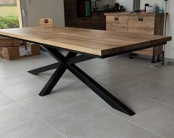 Маси и плотове от епокс и масив