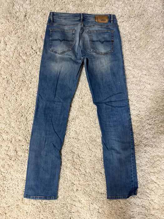 Blugi albaștri Diesel