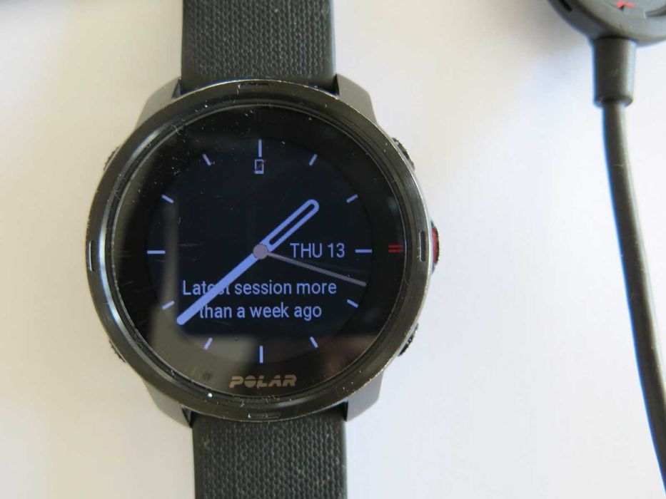 Смартчасовник Polar Grit X Outdoor Multisport GPS, M/L, черен