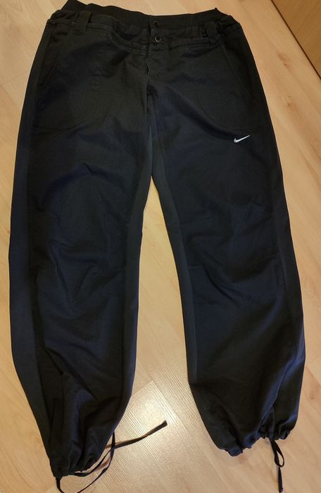 Продавам дамски дънки