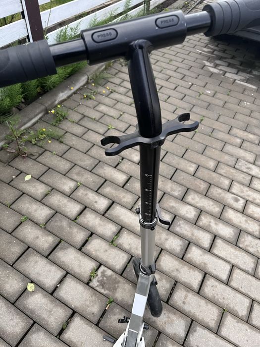 Trotineta Oxelo ca noua