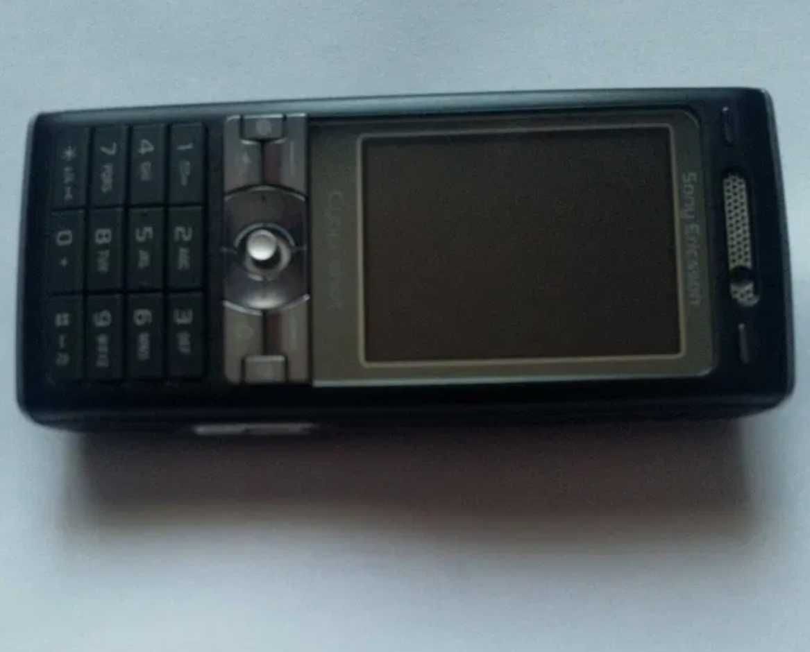 Sony Ericsson K 800i la cutie
