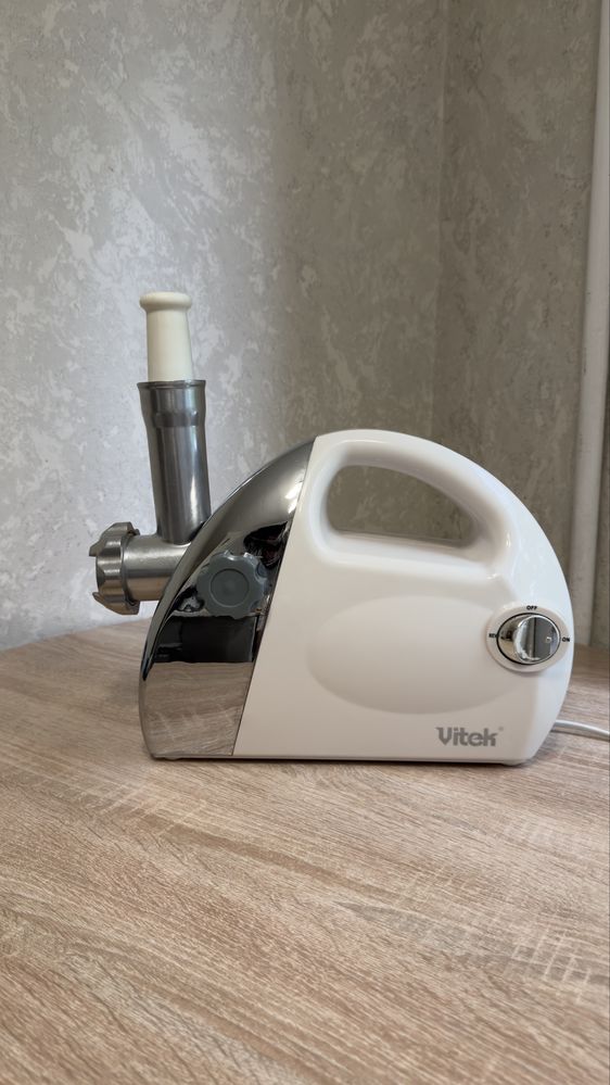 Мясорубка от Vitek