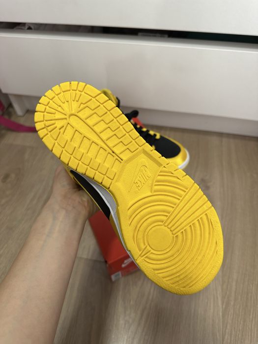 Nike Dunk High ESS TWIST womens