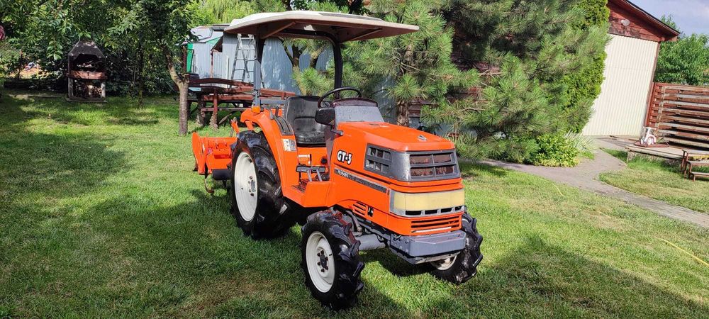 Tractoras japonez Kubota