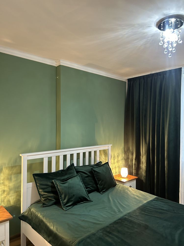 Închiriez apartament cu două camere decomandat, City of Mara