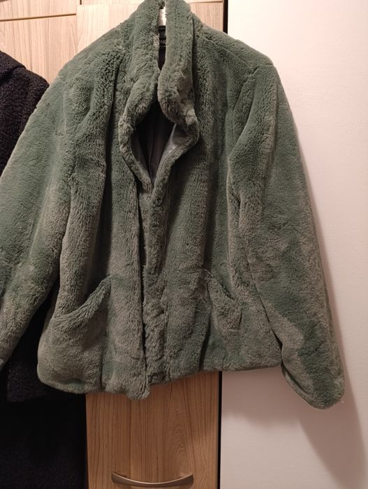 Якенце с косъм светло зелено