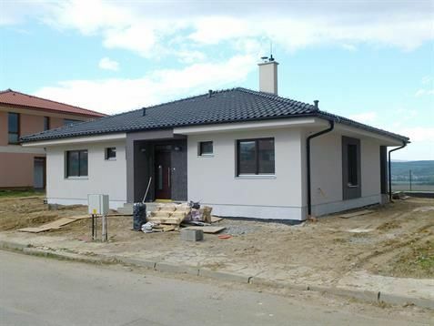 Vand case modulare la cheie