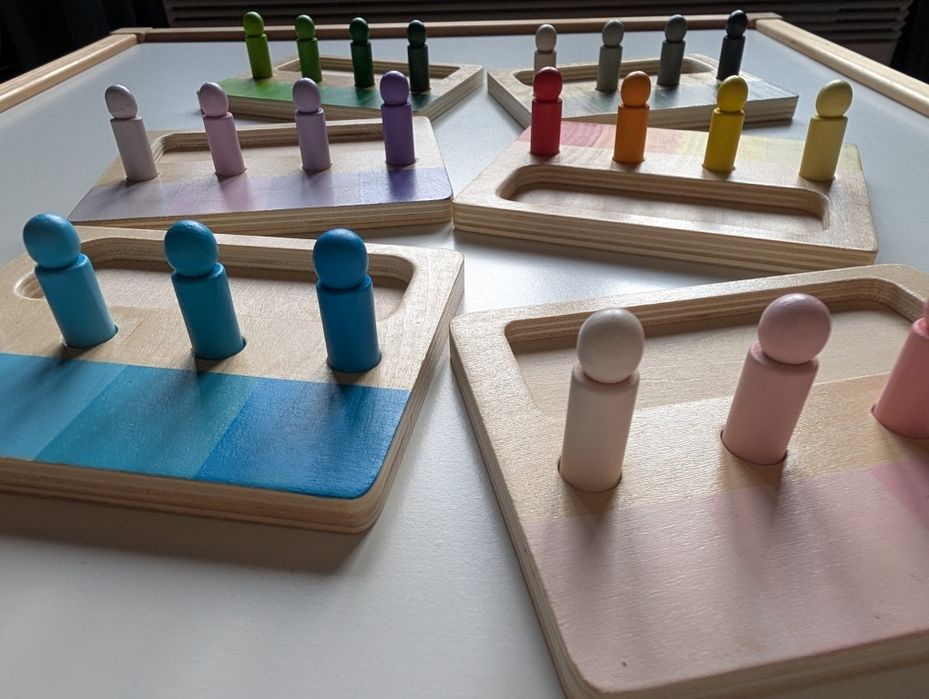 Дървена игра за сортиране по цветове