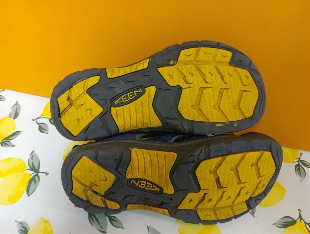 Keen сандали N 38 - 22 лв