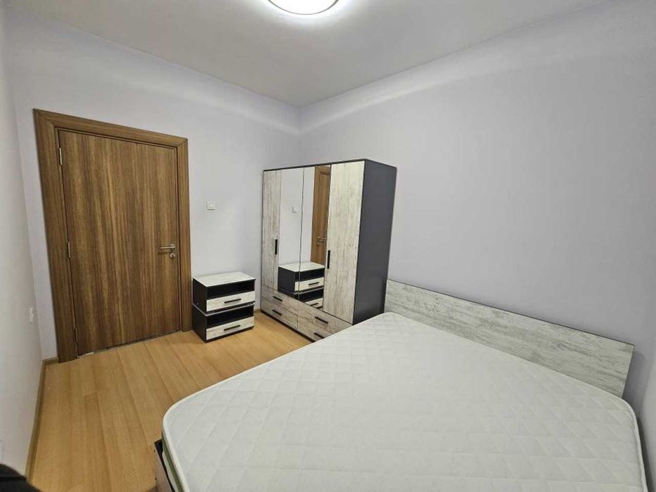 Тристаен Апартамент в Тракия