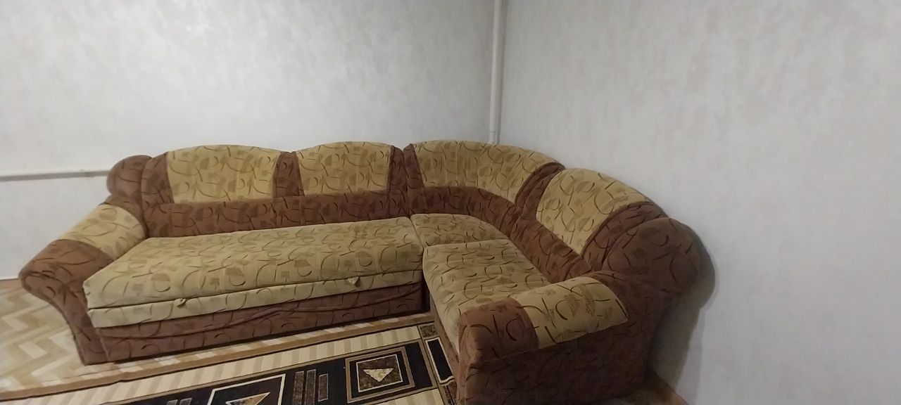Продам раздвижной диван
