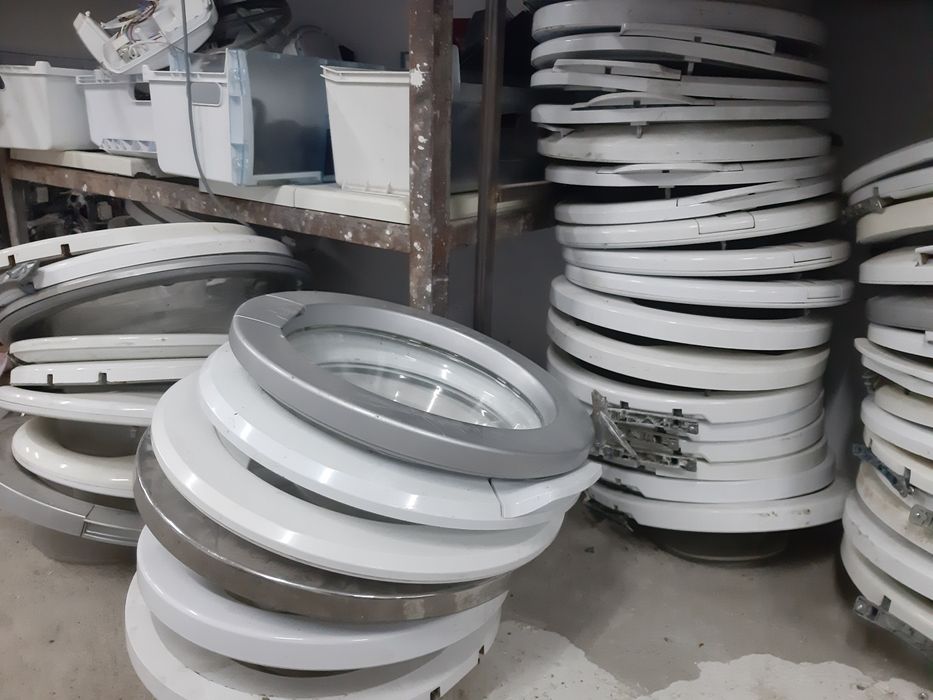 Hublou usa sticla masina de spalat rufe Actic Beko Indesit Whilpool