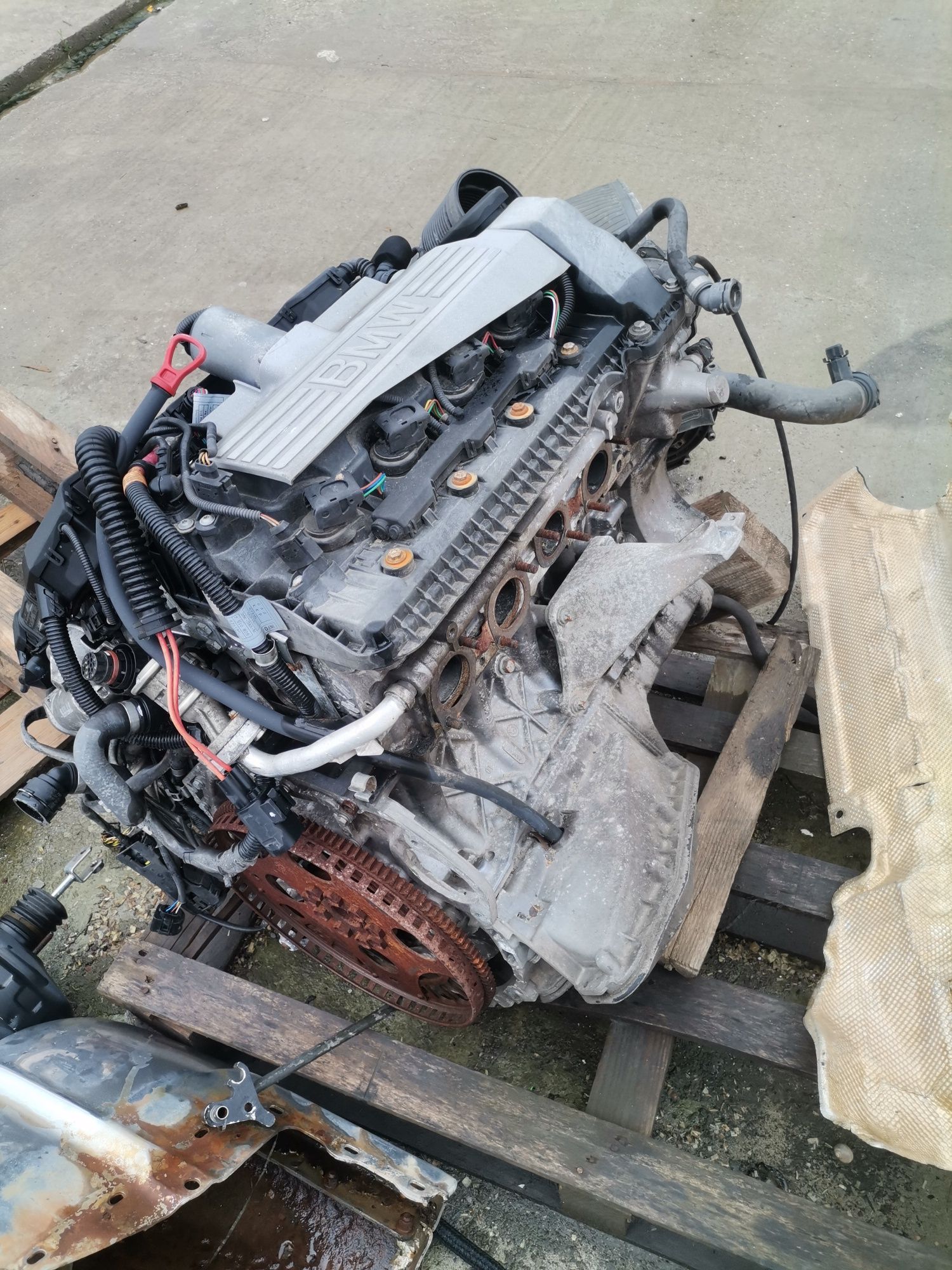 Motor complet BMW seria 7 E65 E66 735i