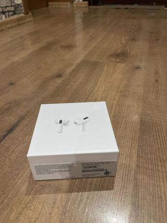 Air pods pro with Wireless Charging Case
