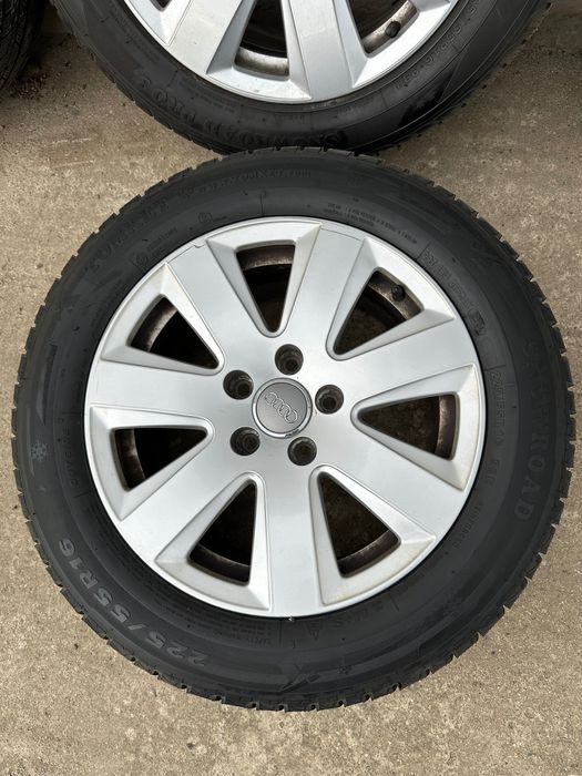 Продавам комплект джанти със зимни гуми 225/55R16 99H – като нови!