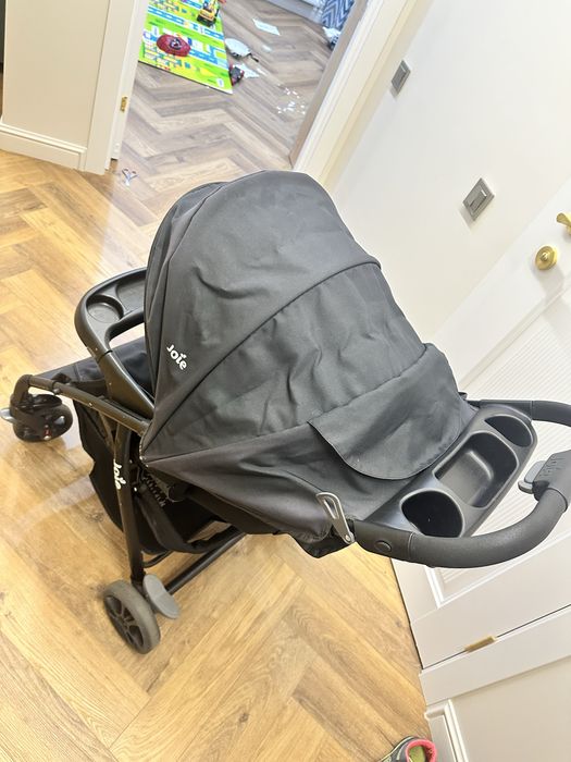 Коляска прогулочная