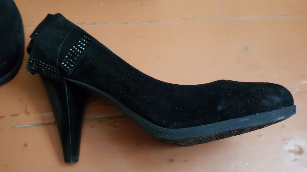 Туфли замшевые женские