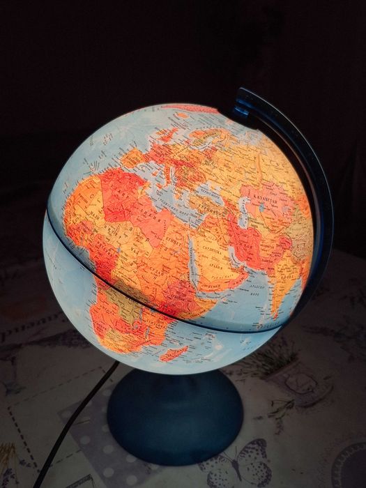 Лампа глобус - карта на света