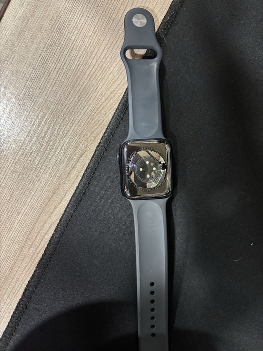 Продам Apple watch 9