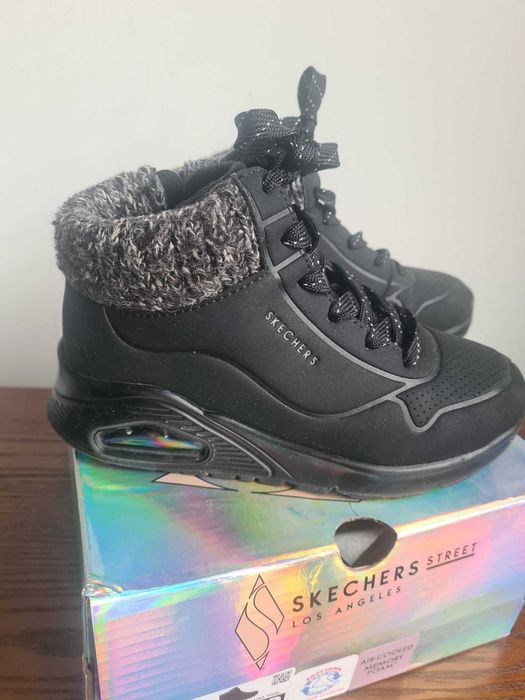 Ghete Skechers copii