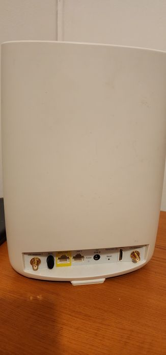 Router Netgear Orbi LTE