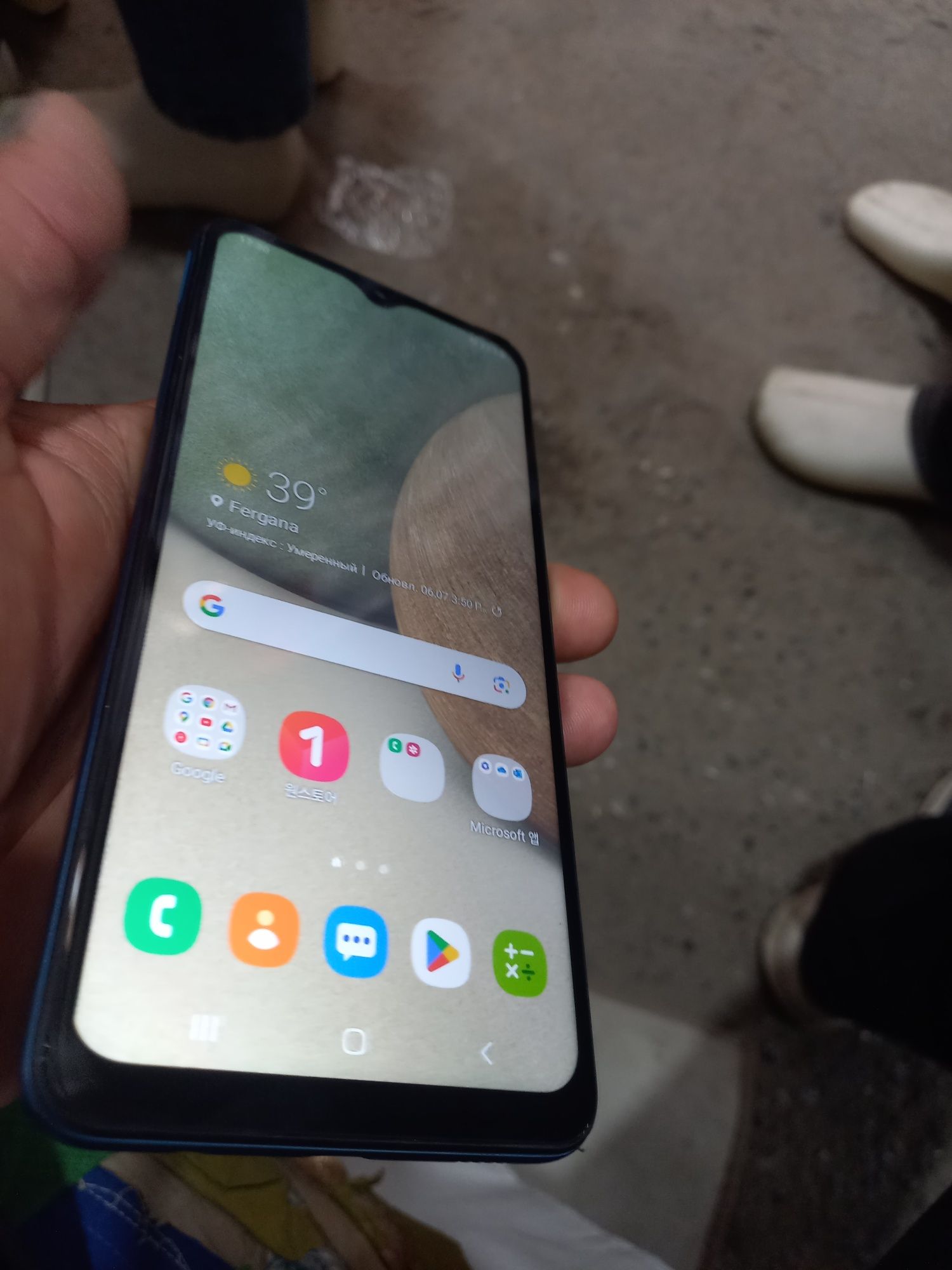 A12 samsung ideal holati yangi tiniq 32GB hotira sim karta imey bo'gan