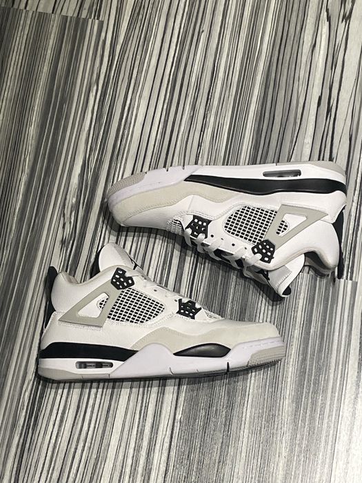 Jordan 4 Military Black 43
