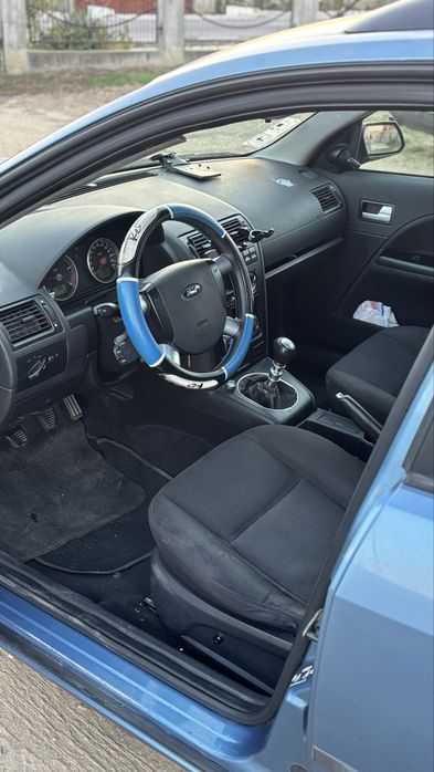 Ford Mondeo 2.0 136 CP, unic proprietar