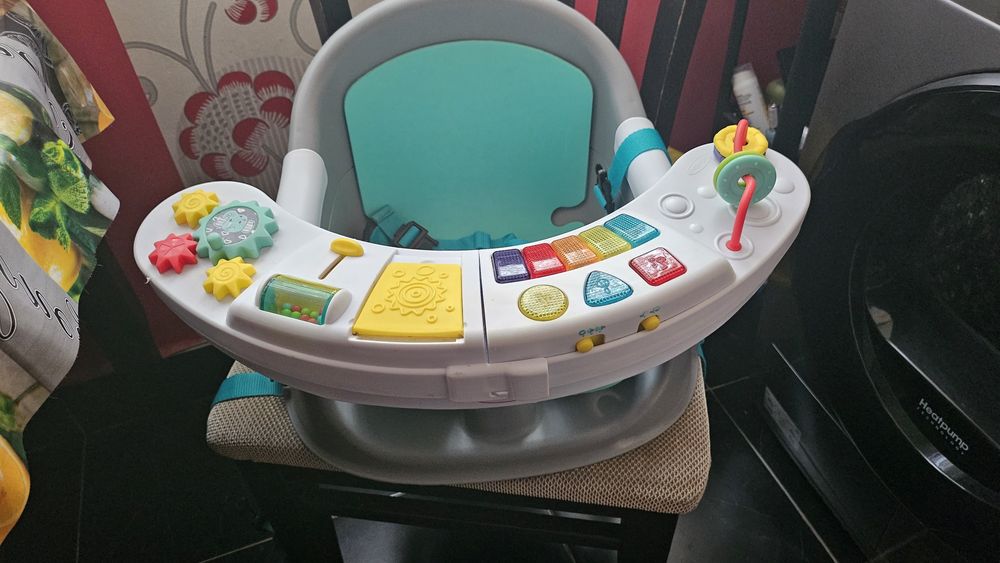 Столче с табла за игра