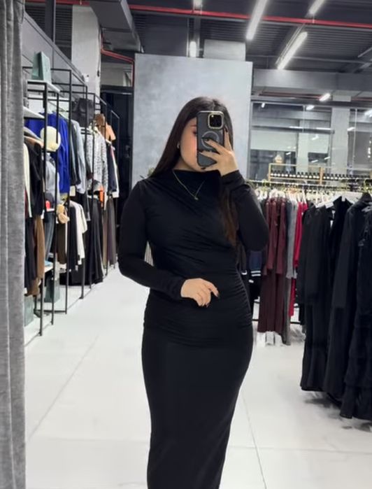 Черное платье
