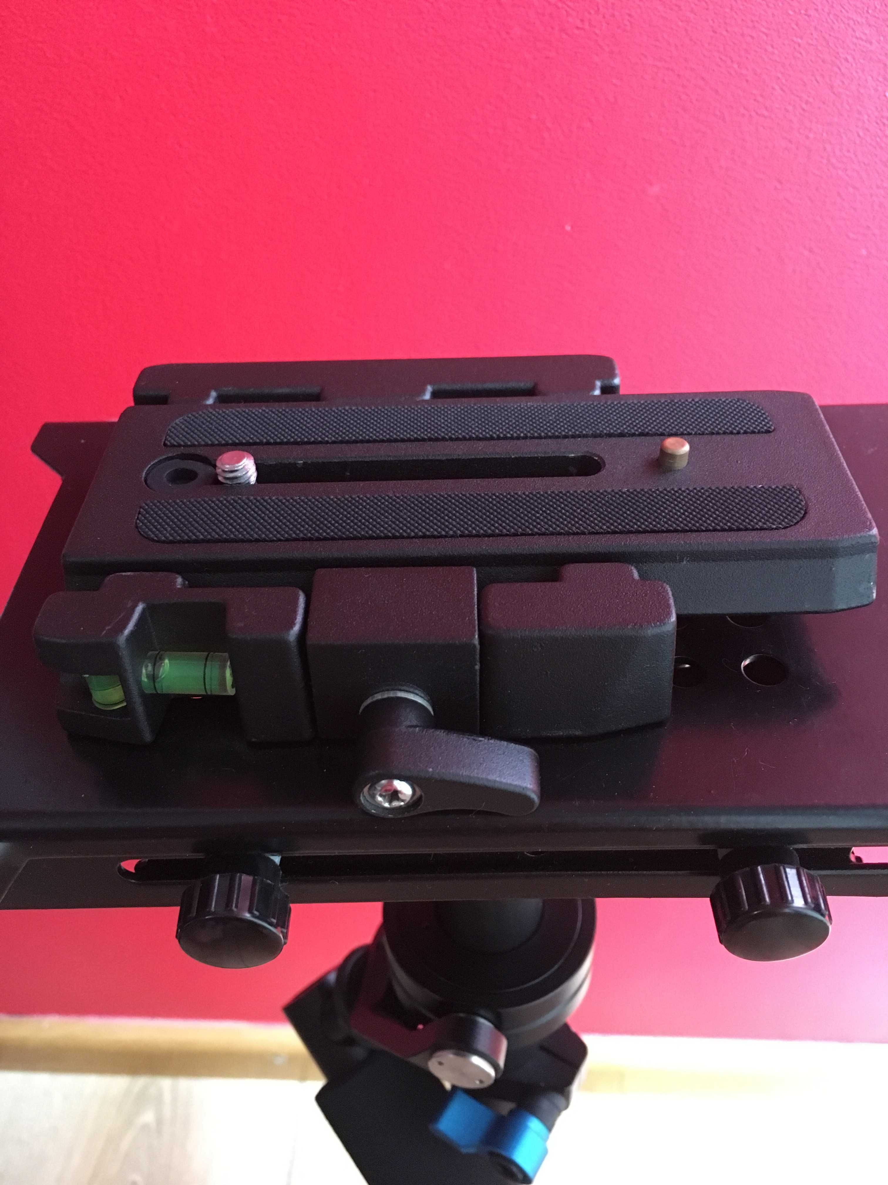 Steadycam - Wieldy Iron Triangle + quick release plate