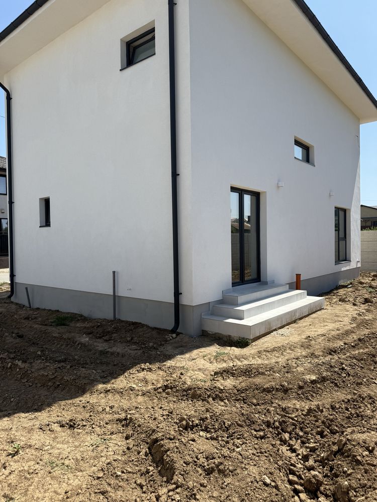 Casa noua in Bragadiru-4 camere-Pret special vanzare rapida-185000 EUR