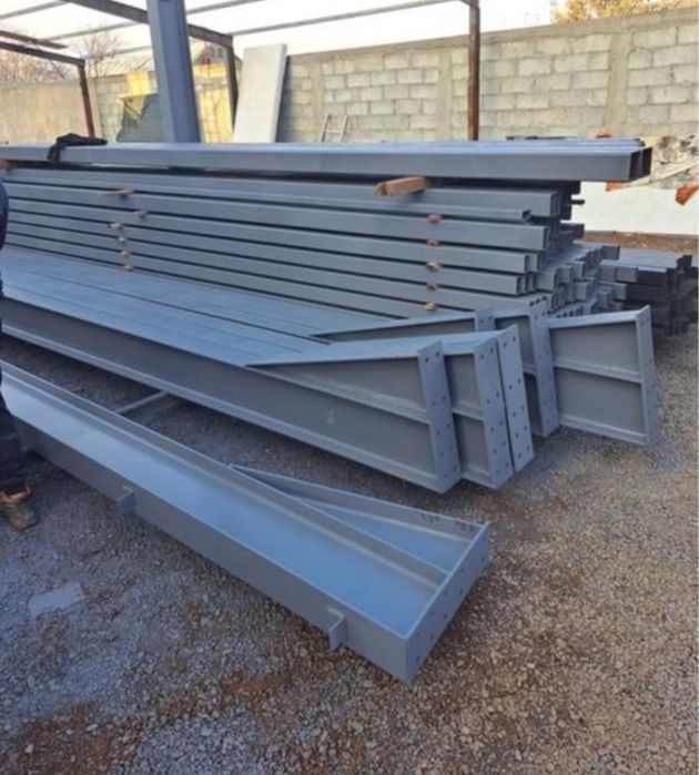 vând structură metalică redusă la preț 40%