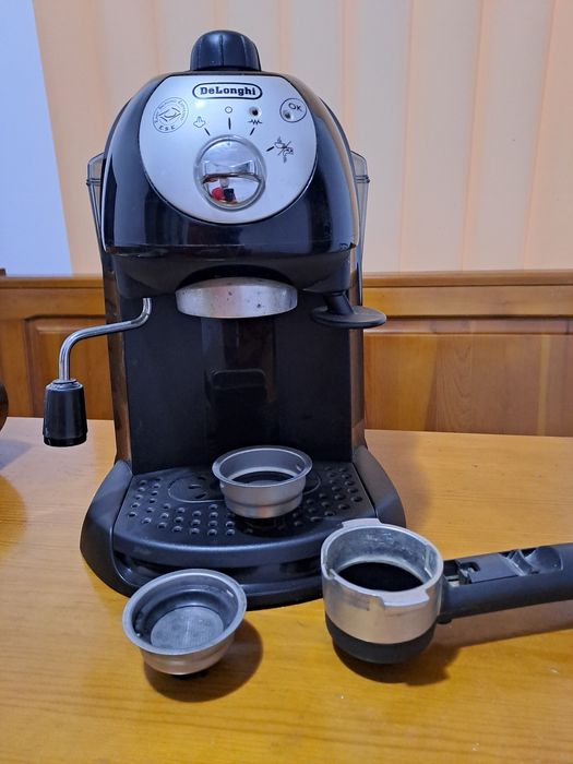 Vand espresor utilizat DeLonghi