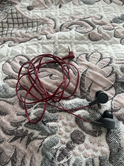 Продам наушники