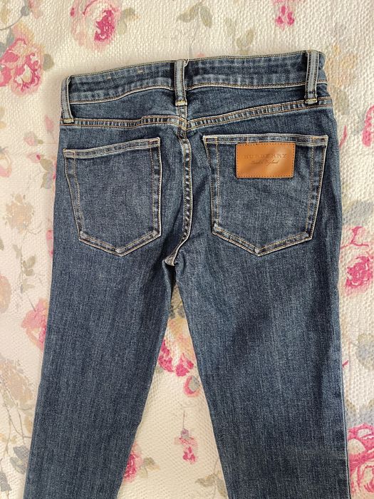 Дънки Burberry размер 25