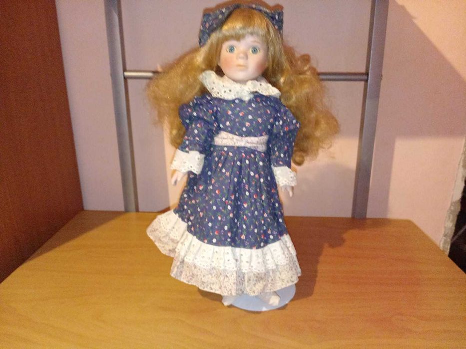 Lot păpuși portelan