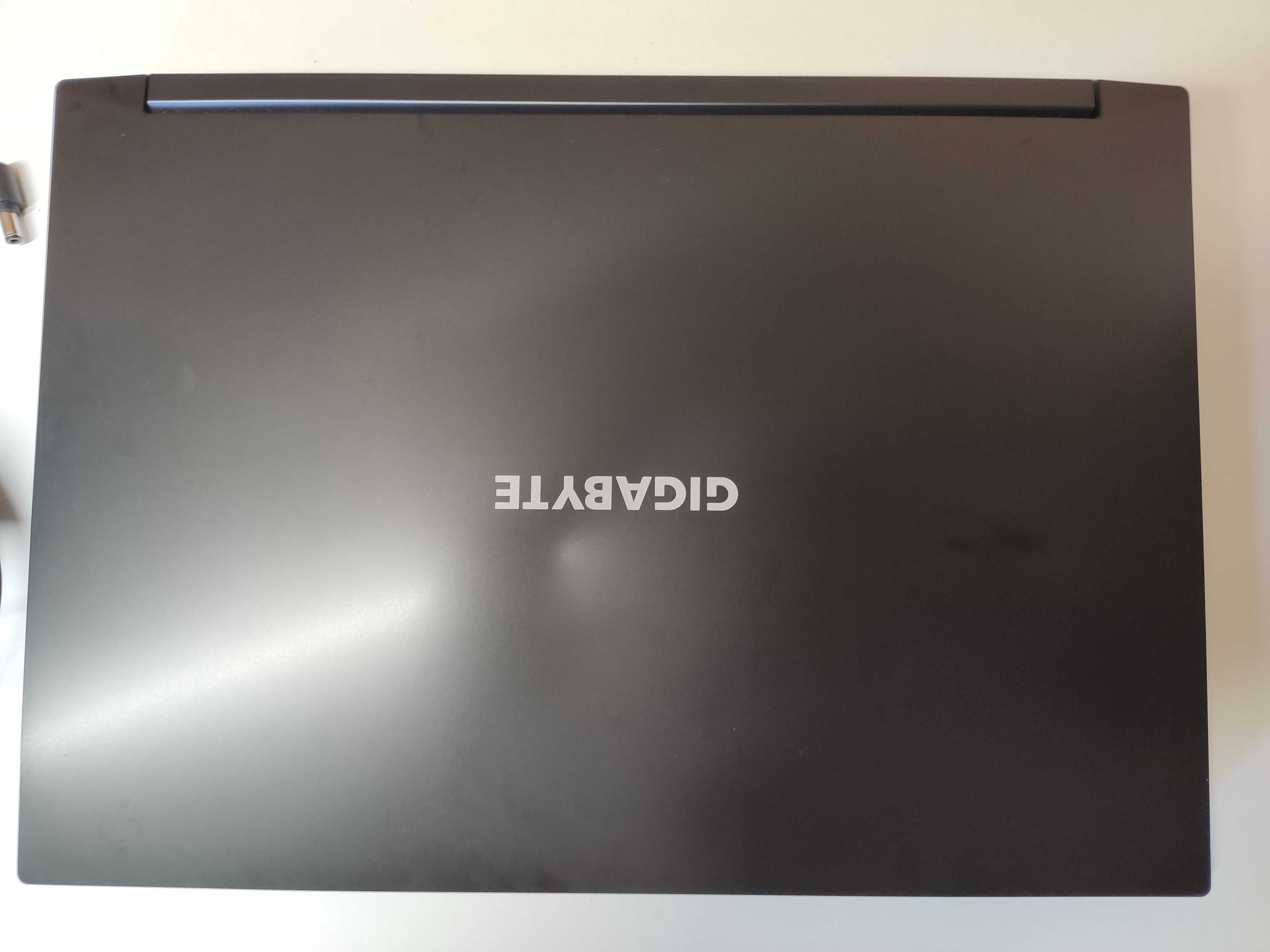 Геймърски лаптоп Gigabyte G5 KC