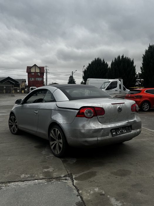 Volkswagen Eos Usor Avariat Spate!!