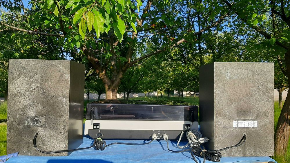 Pick-up stereo Tesla NZC - 040, 2 x boxe originale, Czechoslovakia