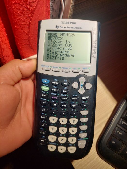 Calculator stiintific texas instruments TI-84 plus,ideal elevi,student