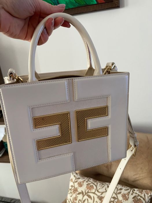 Продавам чанта Elisabetta Franchi