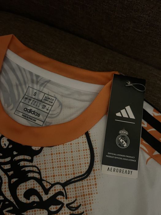 Tricou real madrid special