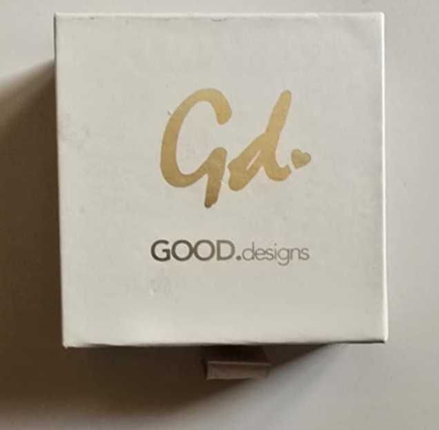 Продавам: Нова обеца за пъп с кристали GD.GOOD.designs златиста