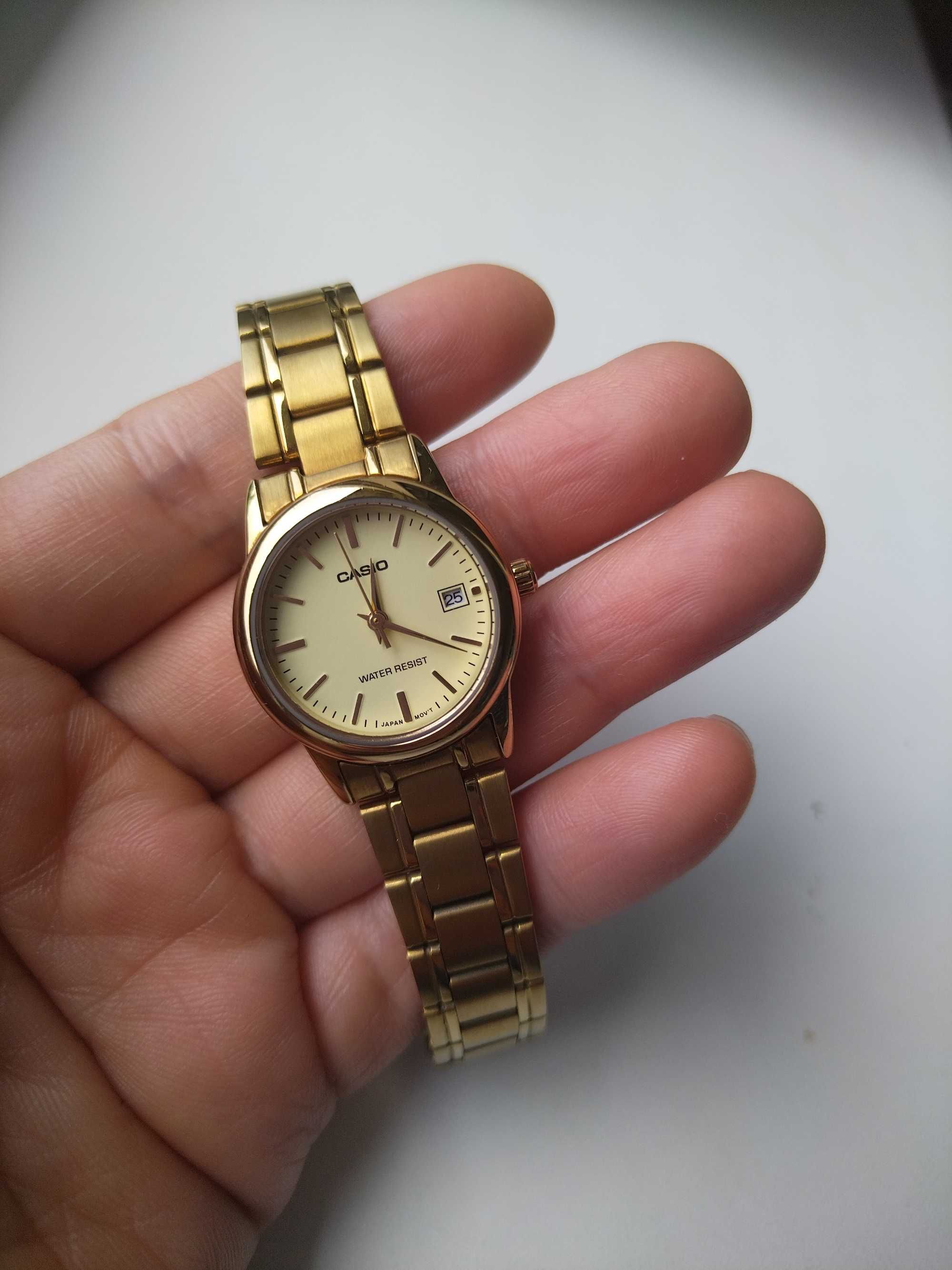 Часы CASIO сталь