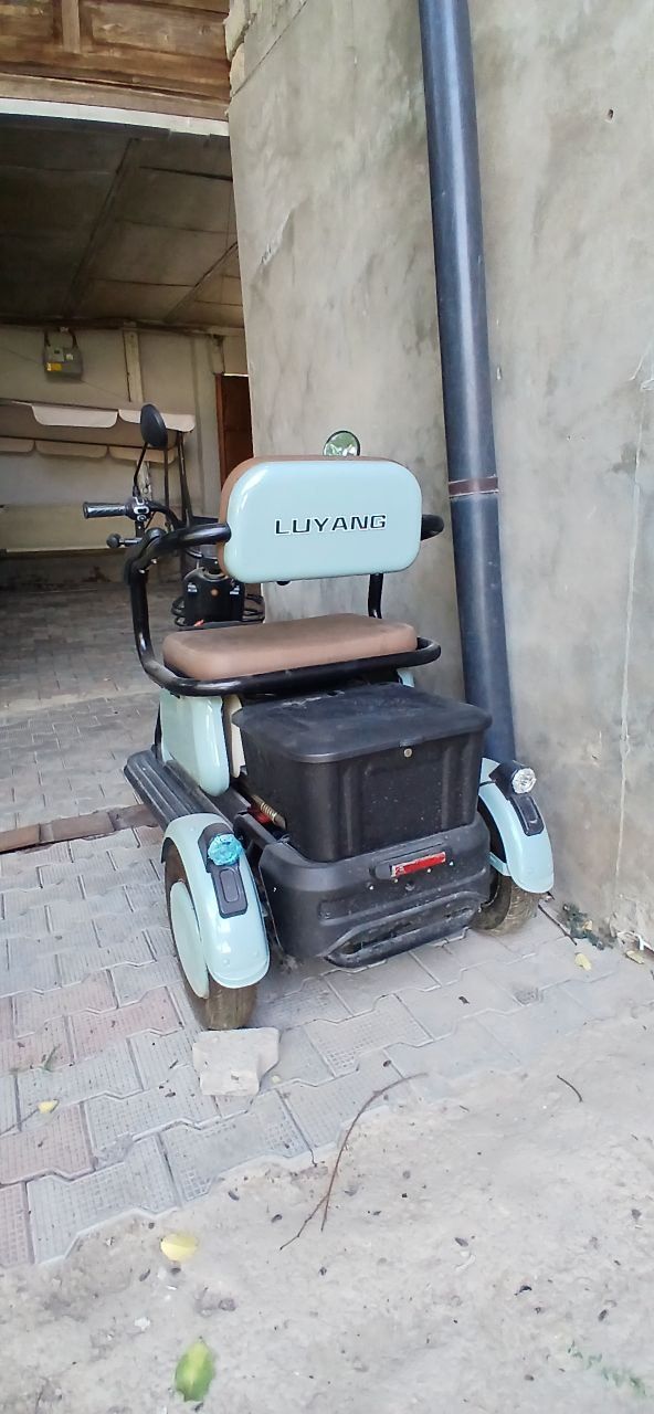 Skuter sotiladi kop minilmagan