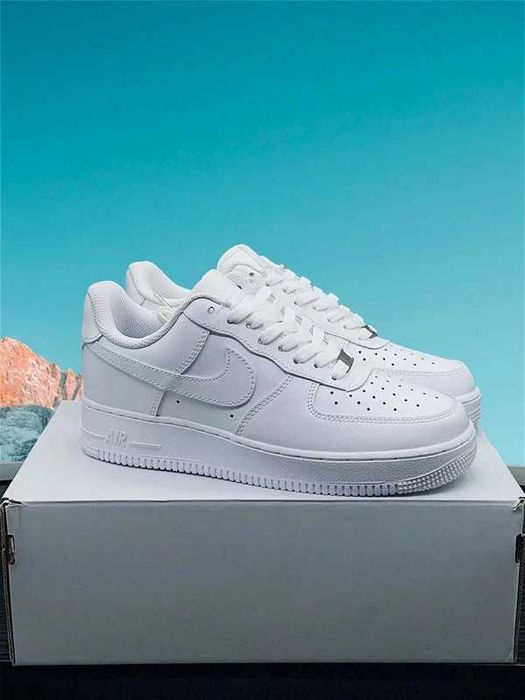 Nike Air Force 1 Low '07 Alb Mărimea 43